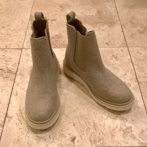 Universal Thread - Dawn Fashion Sneaker Boots